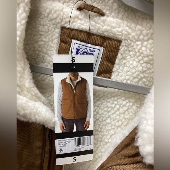 Lee's Fleece Lined Vest - Picture 6 of 6